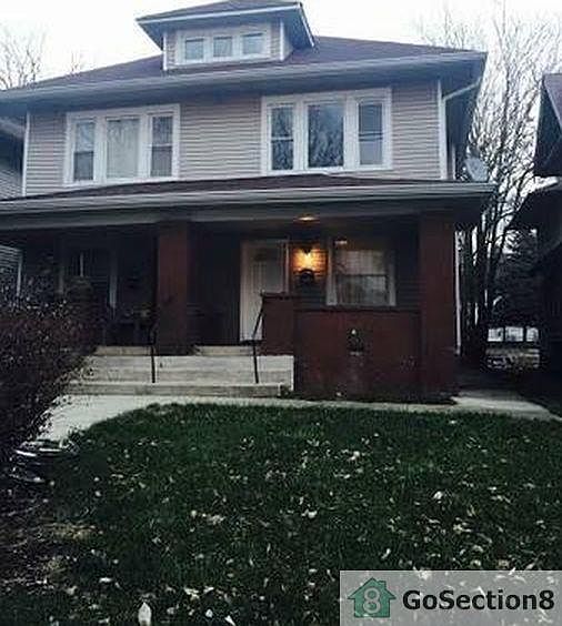1st image of 3045 N Park Ave