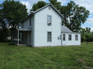 1420 Barnes Rd, Manhattan, KS 66502
