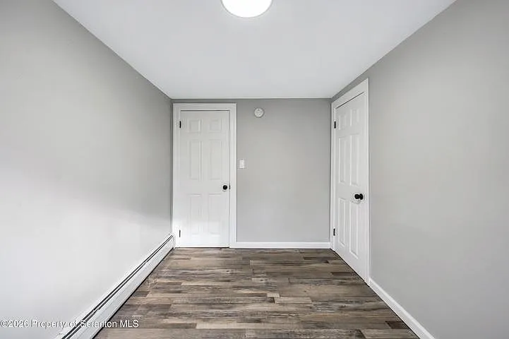 333 Oak St — Photo 8