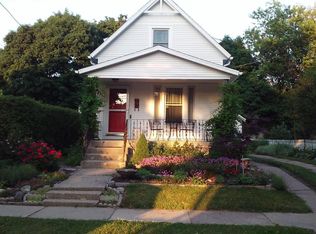 638 Gladstone Ave SE, East Grand Rapids, MI 49506