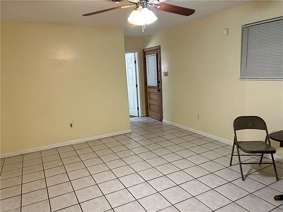 4th image of 5301 Berkley Dr