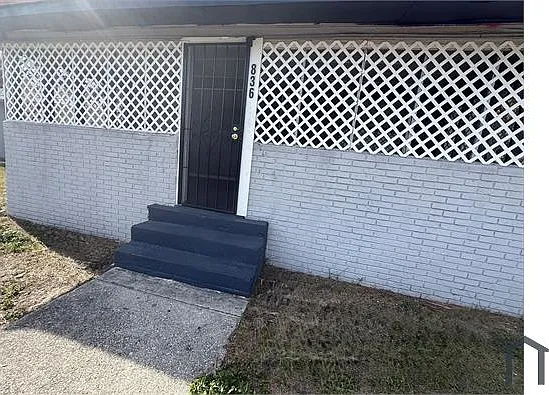 836 Martin L King Jr Ave — Photo 6