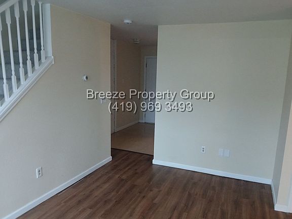 3rd image of 524 Nova St