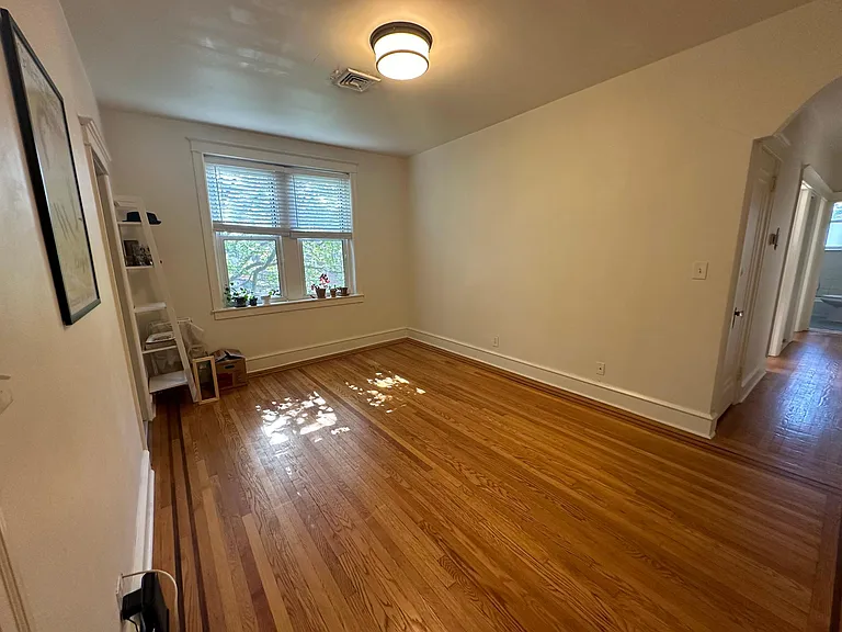 812 Pine St #2 — Photo 8