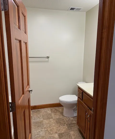 2907 Wallace Ave — Photo 12