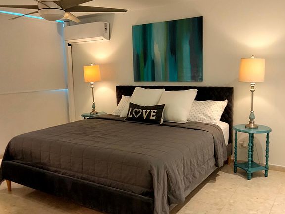 master bedroom king size bed