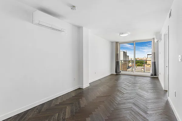 Rented by Compass | media 14