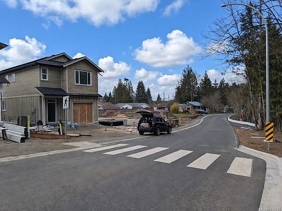 3rd image of 1342 McKinley Rd