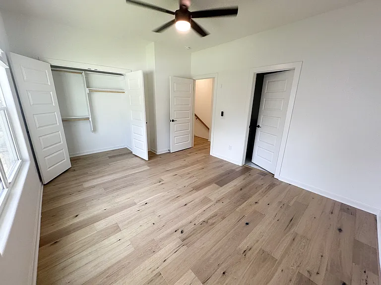 1254 W Hendrix St #2 — Photo 9