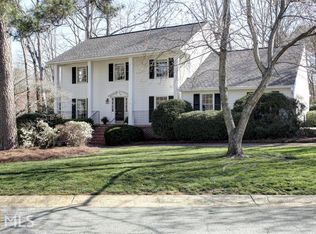 5095 Riverhill Rd NE, Marietta, GA 30068