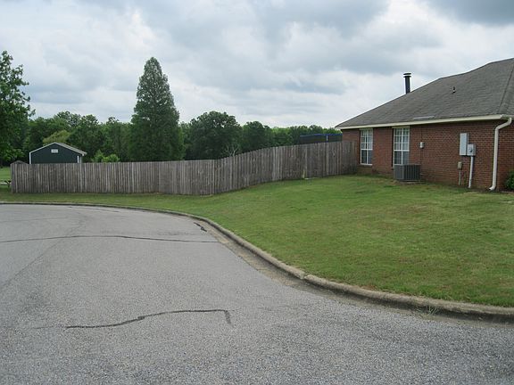 Corner lot with fencing