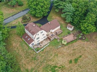 17 Homestead Rd, West Simsbury, CT 06092