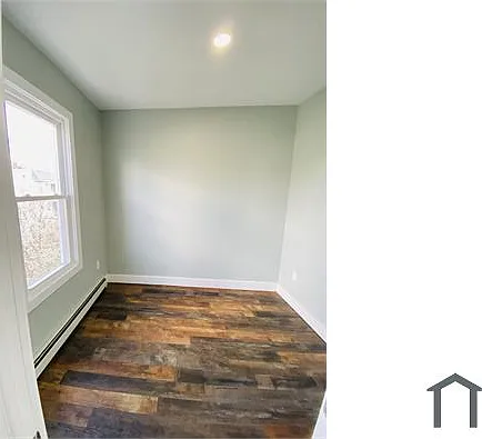 3 bed, $2,200 — Photo 4