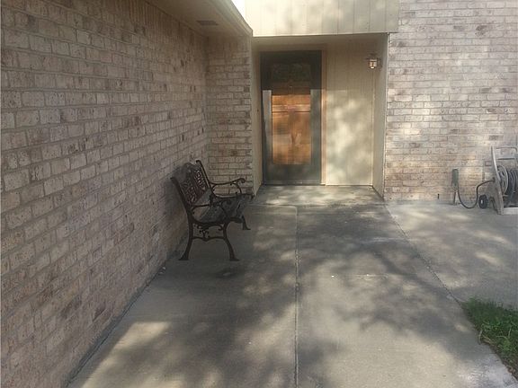 2nd image of 9514 Blue Jay St