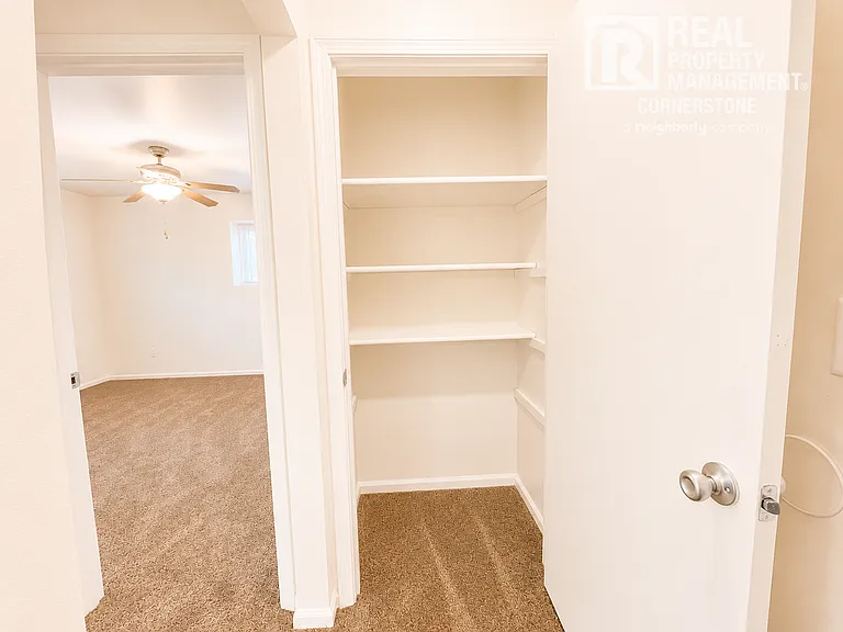 5711 E G Ave #1 — Photo 12