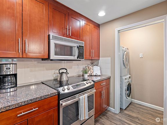 5th image of 15335 Sunwood Boulevard #C103