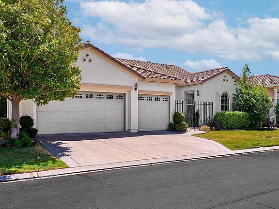 2nd image of 326 Crystal Downs Drive
