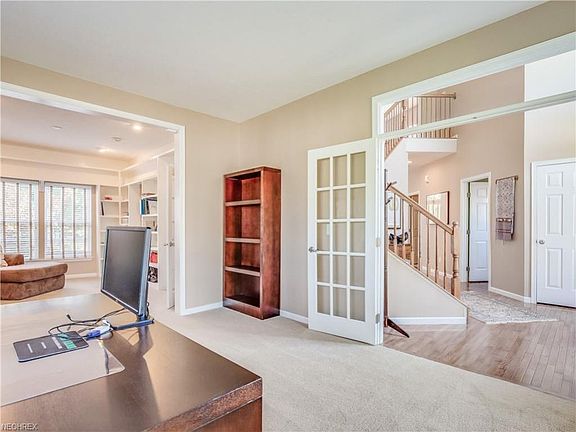 5th image of 7606 Hawksfield Ave NW
