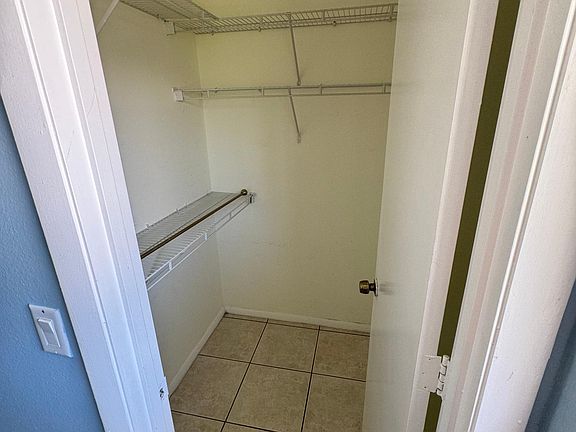 5th image of 300 Rotonda Blvd W APT D