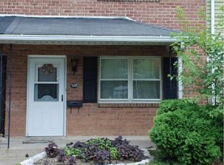 528 Mountain View Rd, Middletown, PA 17057