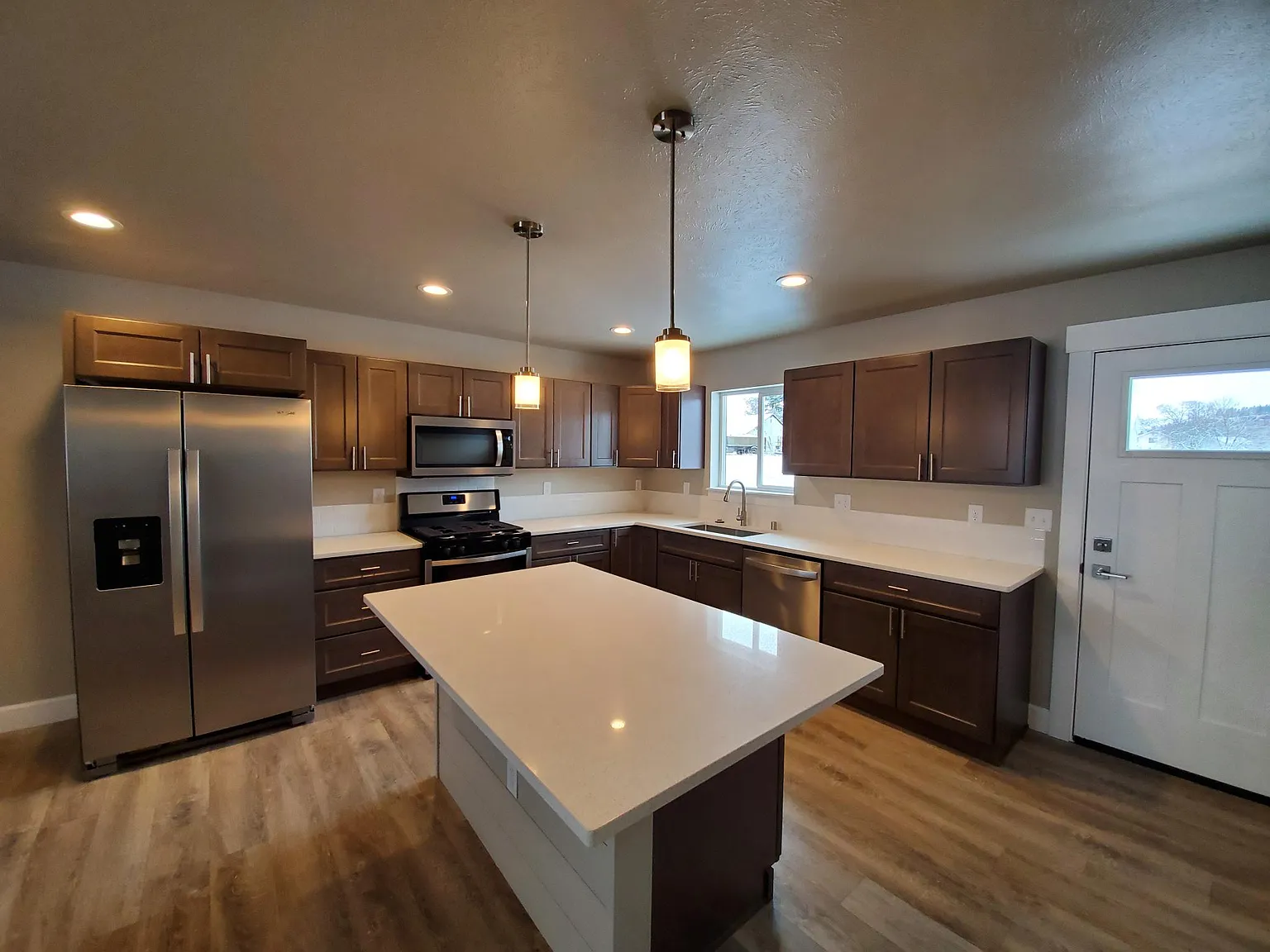 4405 N Keller Ln — Photo 2