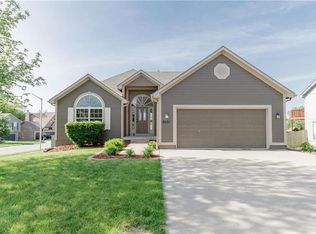 8231 NE 75th Ter, Kansas City, MO 64158