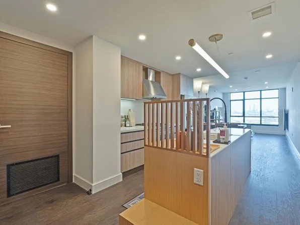 8701 Churchill Road image 11 of 34