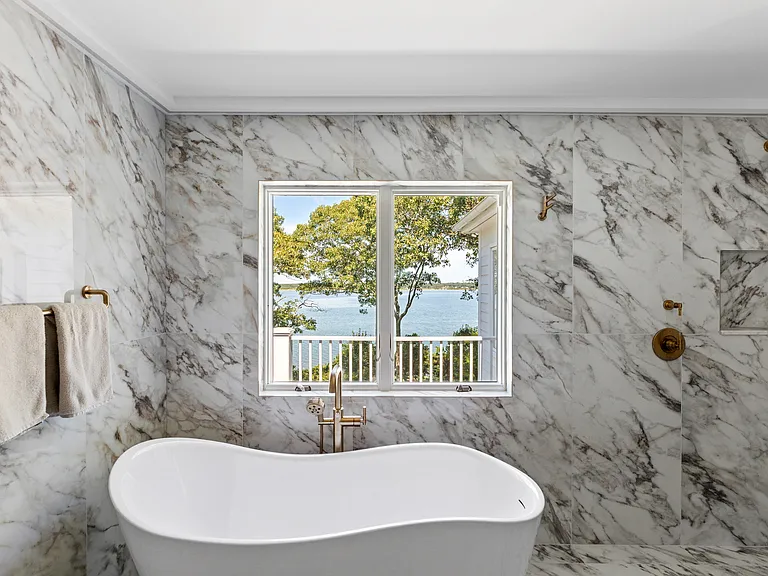 26 Three Mile Harbor Dr — Photo 23