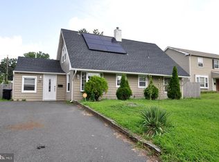 21 Perennial Ln, Willingboro, NJ