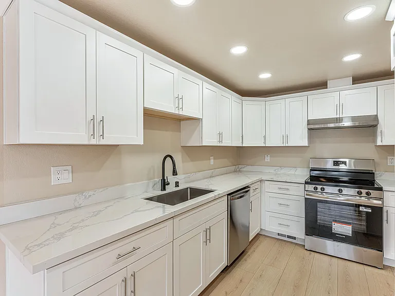 19723 Redwood Rd — Photo 14
