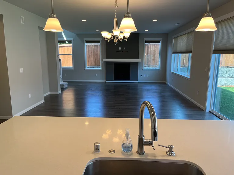 2412 NE Boulderstone Ct — Photo 5