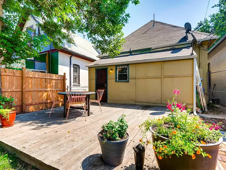 3537 N Franklin St — Photo 23