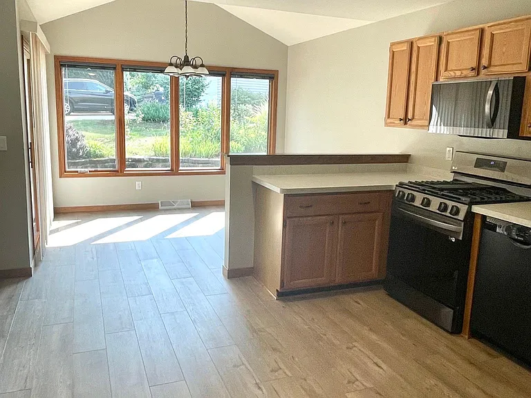 499 Quinlan Ct — Photo 7