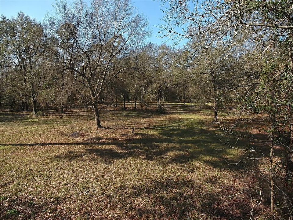 This beautiful property can be set up for your business or home. Private at the end of Hassler with only a few other properties on the road.