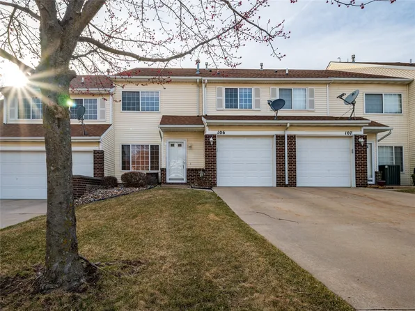 3701 Brook Ridge Ct Unit 106, Des Moines, IA 50317