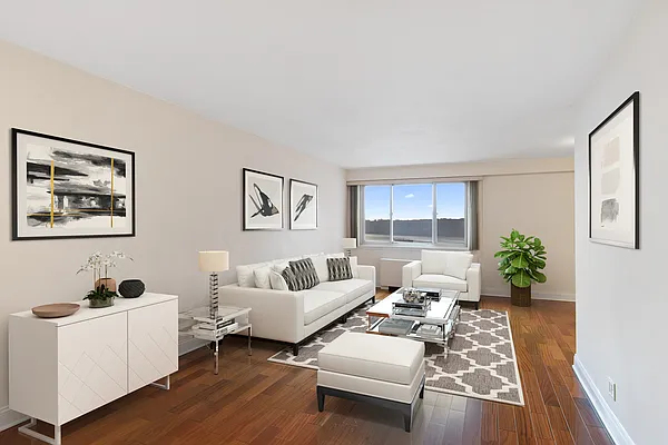 Sold by REMAX Distinguished Homes | media 2
