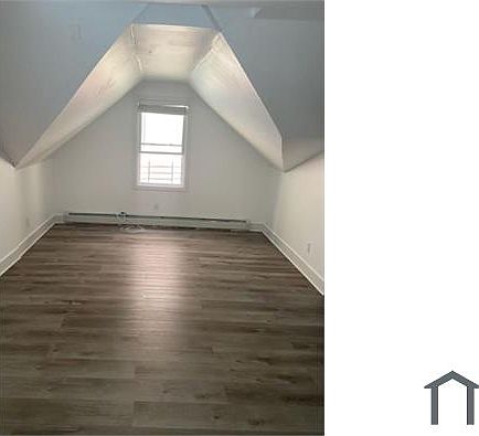 1st image of 68 Bruce Ave Floor 3