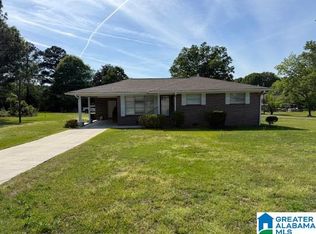 6049 Gwin Cir, Bessemer, AL 35023