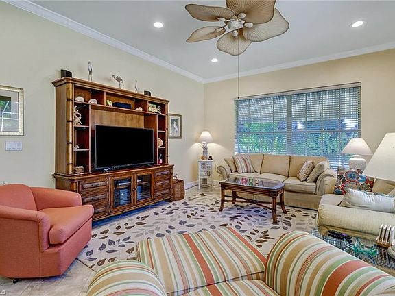 Home For Sale In WATER S EDGE AT PEPPERTREE POINTE