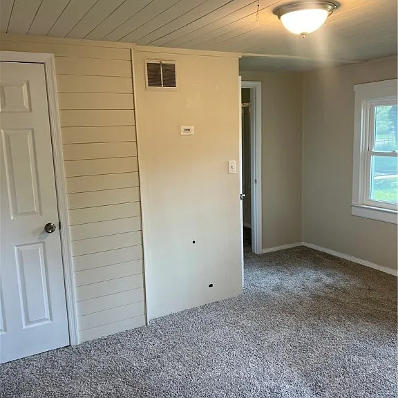 3907 Woodlawn St — Photo 16