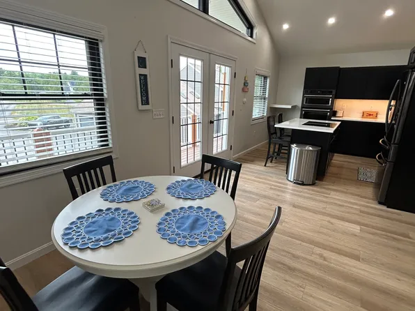 3 Saratoga Ln #2, Scarborough, ME 04074