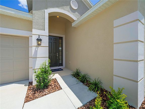 4th image of 29705 Chapel Chase Dr