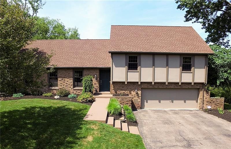 1st image of 228 E Hilltop Dr