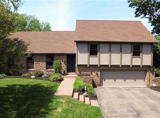 228 E Hilltop Dr, Butler, PA 16001