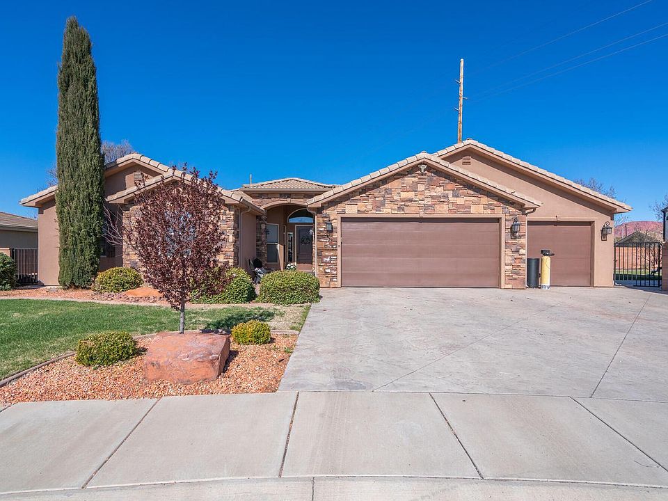 1st image of 811 N Swiss Haven Cir