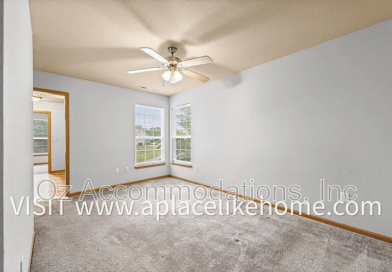 3300 N 103rd Pl — Photo 13
