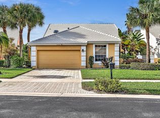 8390 Horseshoe Bay Rd, Boynton Beach, FL 33472