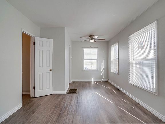 2nd image of 80 Bennett Ave Unit 4