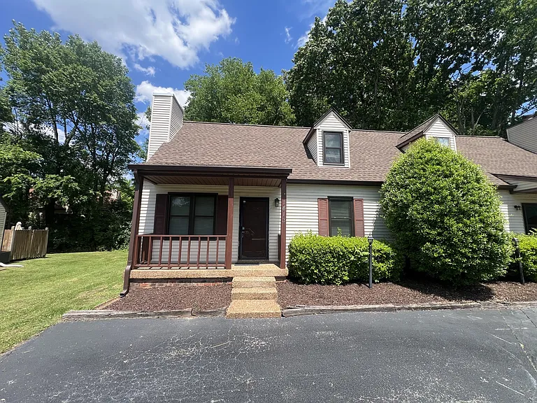 1413 Quail Run — Photo 2