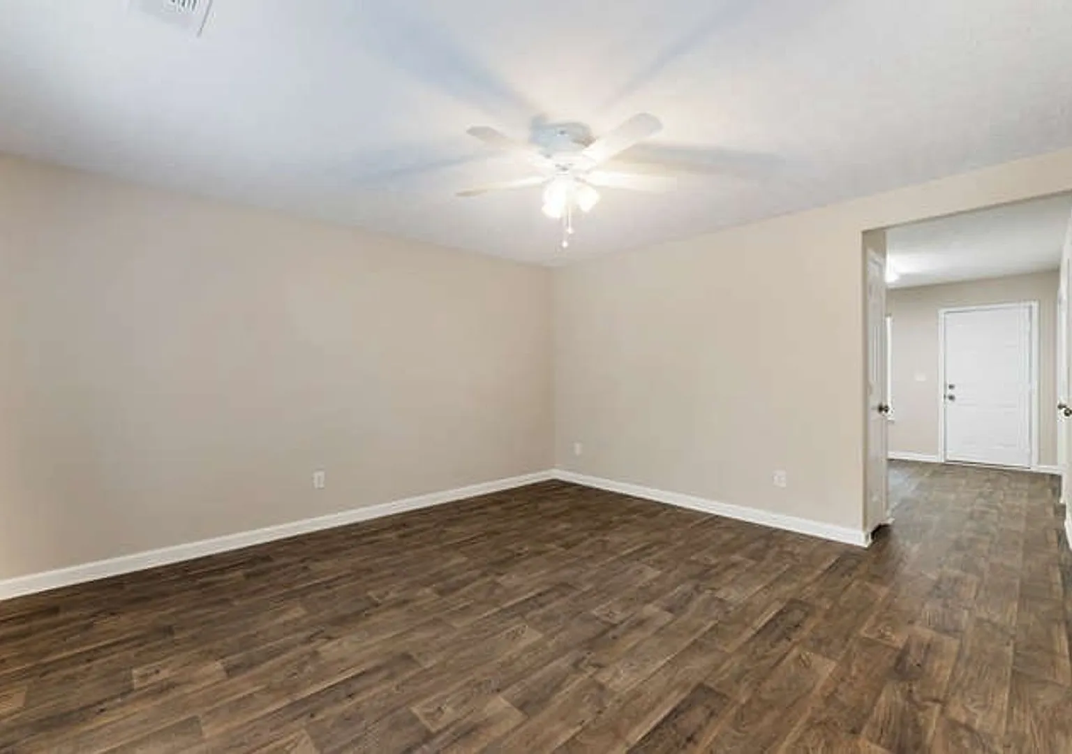Georgia Place Townhomes — Photo 3